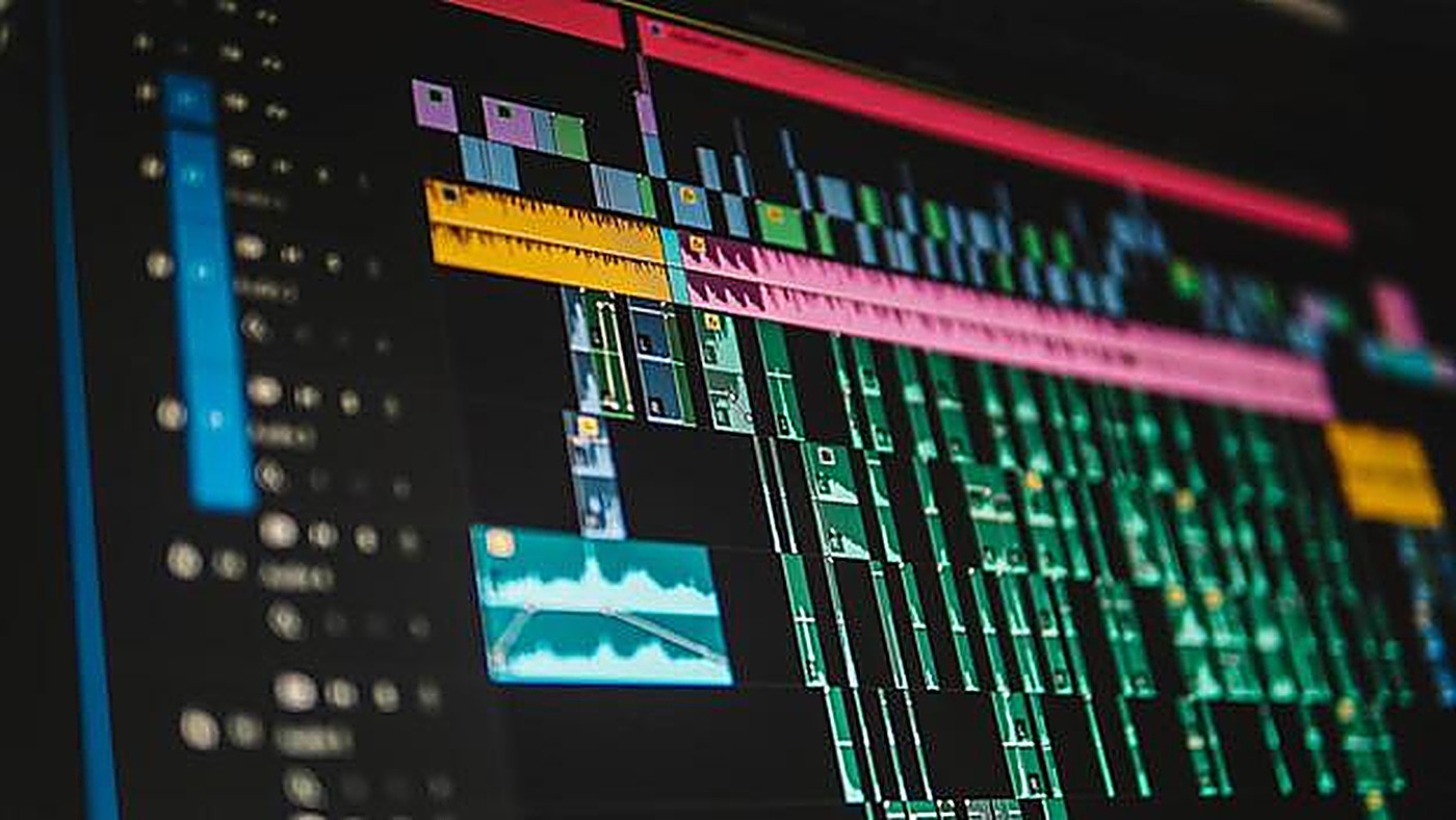 Photo and video editing workstation